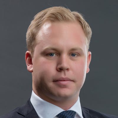 [Management Team] [Author] Fridlund Henrik