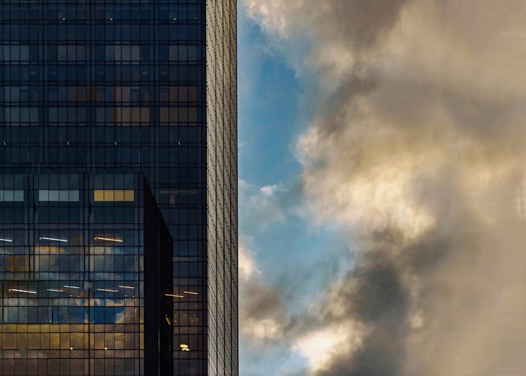 Managing the J-Curve of Private Markets – one of the advantages of semi-liquid structures